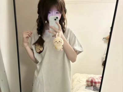 今天更一下甜妹头像😘