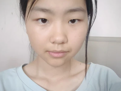 高二生,感觉自己好丑。