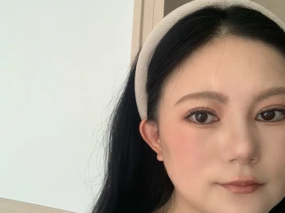 素颜很丑,但化妆绝了!方圆脸挑战淡妆
