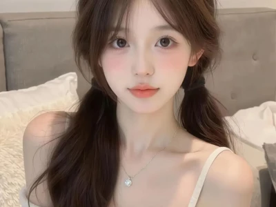 我有小鹿的眼睛会笑会眨眼～