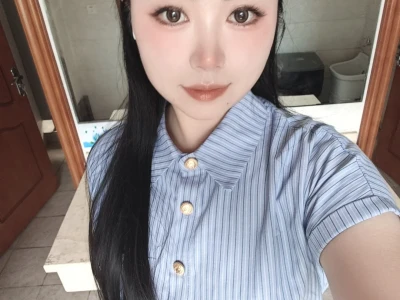 今日份装嫩