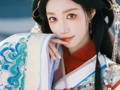 千万别穿这套汉服去拍写真!我怕你美到收