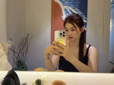 每天打扮漂亮取悦自己
