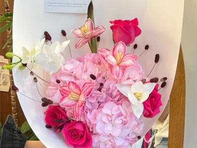 适合明媚娇艳女生的💐