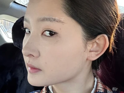 现在素颜也耐看了吧?主打比化妆好看