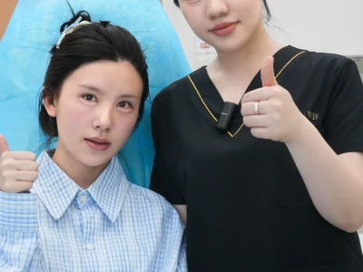 被贵阳微调的「轻幼态脸」美破防了…