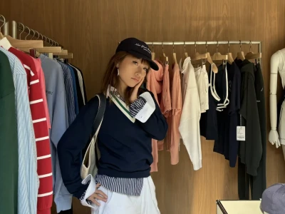 黄女松弛起来更迷人