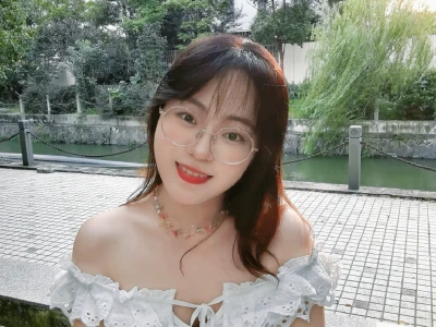听说爱笑的女孩运气不会太差!!!