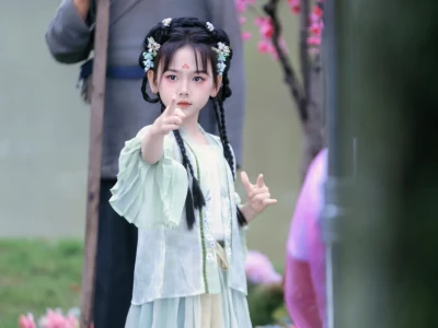 误入眉眼,可叹惊鸿🎀