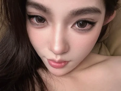 朋友都说我素颜更好看