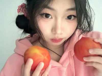 我要做甜甜美美的桃子🍊