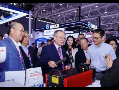 【研报精读】杰普特(688025):MOPA激光器单项冠军,AI光通信开启三重弹性空间