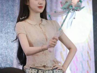 她在发光啊～～～～～～～～