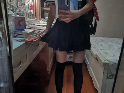 小腿袜还是过膝袜?