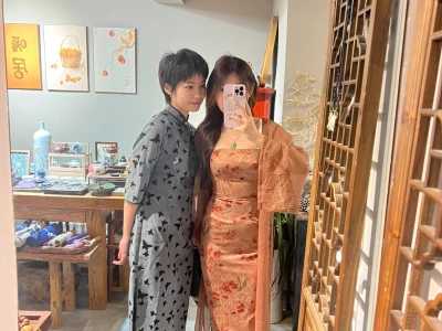 今天出去玩啦!穿的画报夫人!🥰