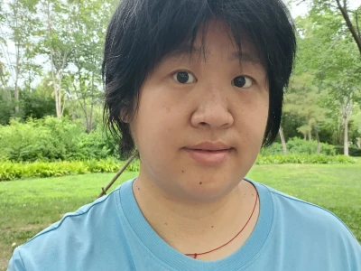 洁身自爱，不近男色，守身如玉的女生