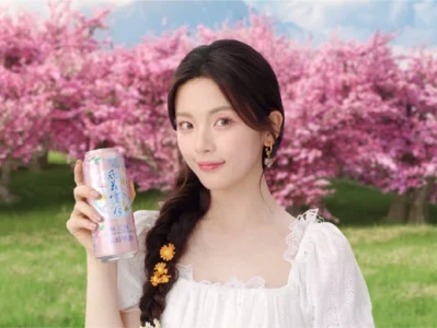 她真的是好美的一张脸