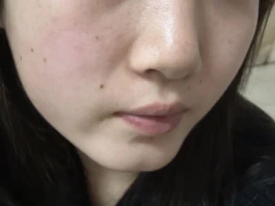 说实话!素颜长这样算好看吗
