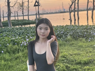 方圆脸有一种很大气温婉的美