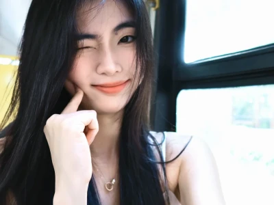 美美自拍咯🤳