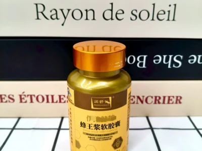小胸女孩正确补雌两个月后...