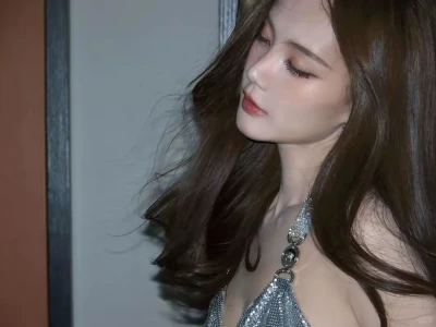 魅魔李一桐,这谁顶得住!