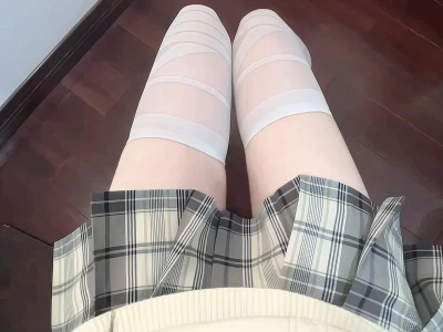 和腿合个照