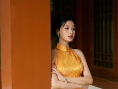 孙怡穿上旗袍优雅迷人，好似一位天仙