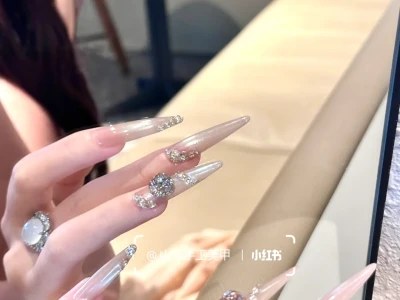 淡颜系精致女人~