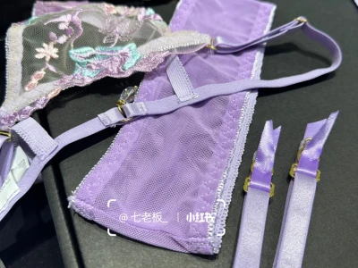 买了一套👙还没上身就美晕了