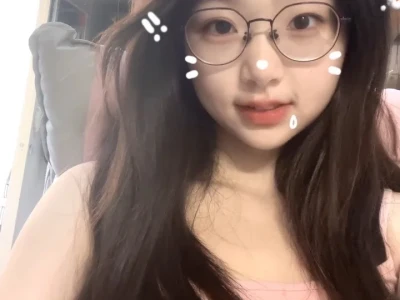 那就可爱一下叭