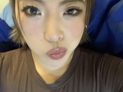生猛live大脸贴贴