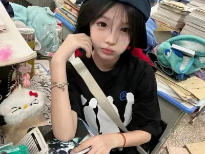 小众的壁纸来咯~