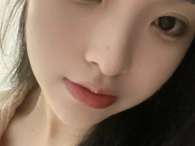 素颜 长了一张每天都气血充足的脸~