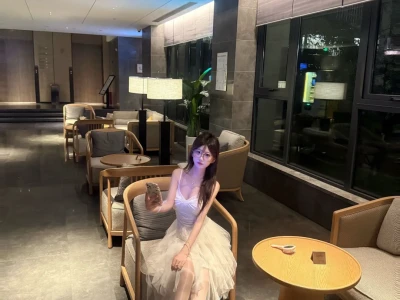 08年女高勇闯小红书