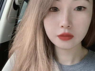 一张自拍🤳
