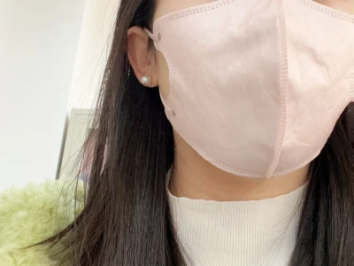 今天做素颜美女