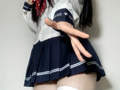 先爱我的素颜朝天 再爱我的光鲜亮丽