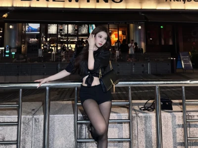 我說我是女的 你到處跟别人說我是你的