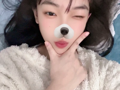 怎么会有人这么自恋 挺普的