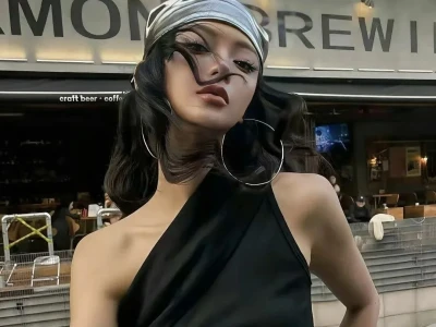WeChat‖ 明艳感大女主头像
