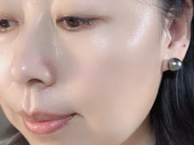 就这一瞬间，我真真的感受到了素颜的快乐