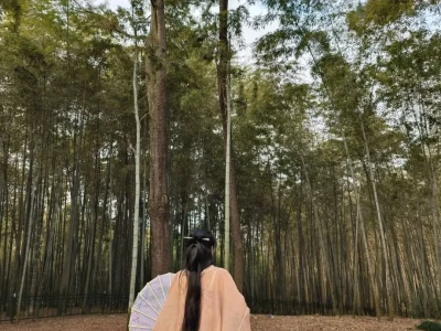 有个爱穿汉服的女朋友怎么办？
