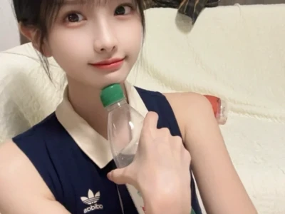 我从一出生就是齐刘海了