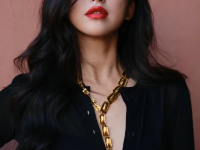 朱珠真的美得毫无道理，媚而不妖太迷人