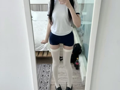 第一次穿体操服