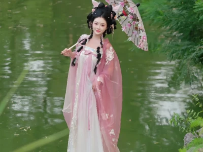我才不要清冷温婉 我要当最明艳俏皮大小姐