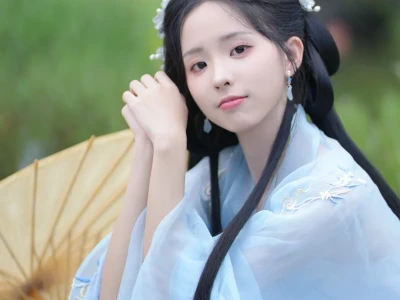 她第一次穿汉服原来这么好看!