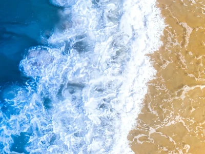 今日壁纸已送达！好爱这种双拼色的壁纸🌊