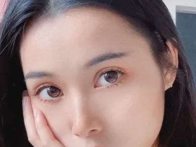 迷失在自己的美貌中
